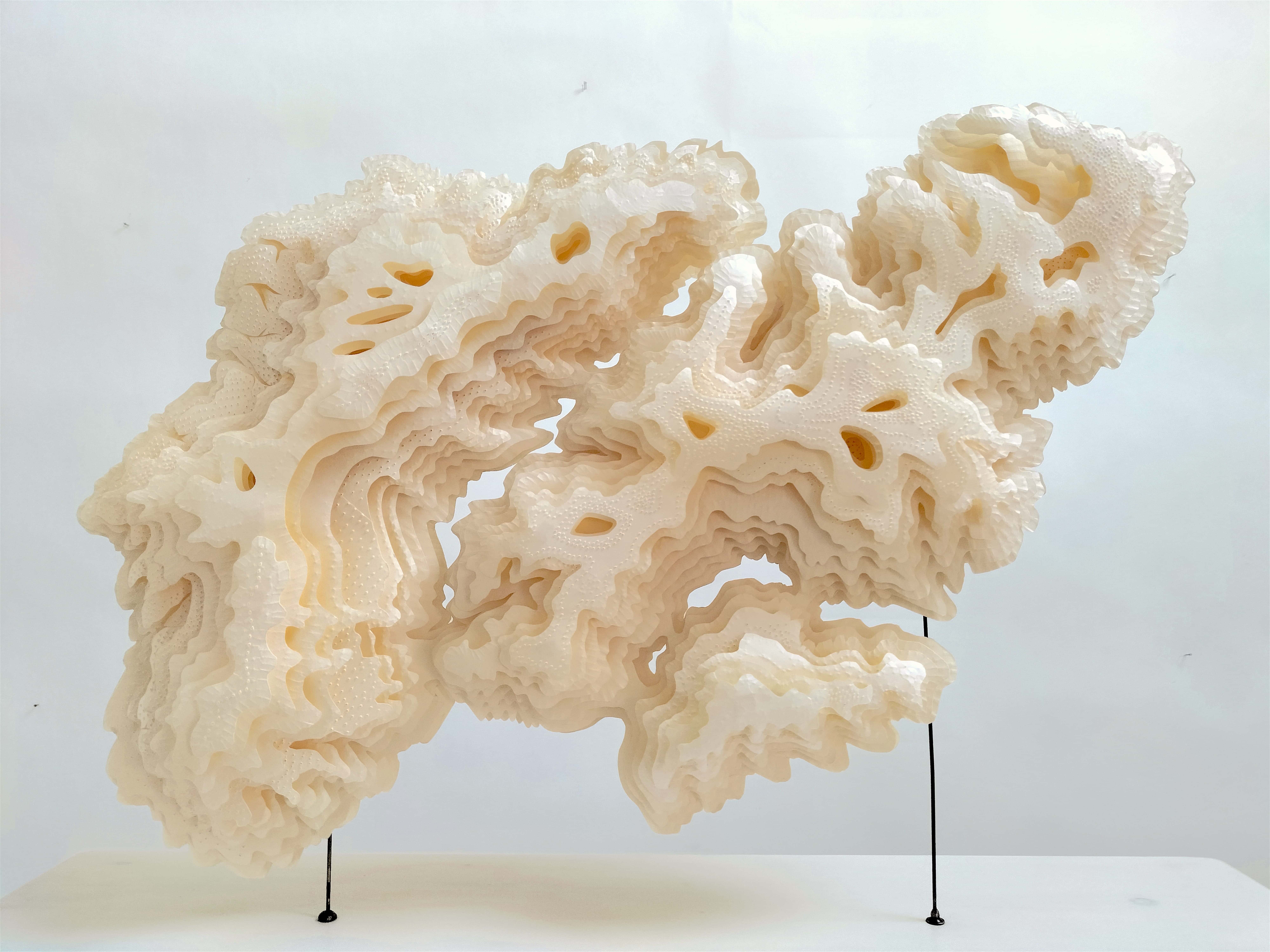 Érosion Les os de la terre II, 70L x 20l x 50H cm, sculpture en papier Kozo 2023 1